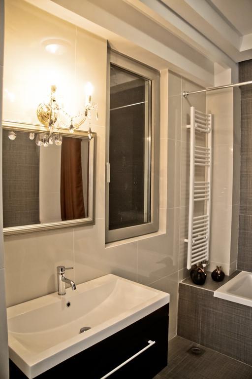 Sea View Beachfront Villa Peri Goúvai Ngoại thất bức ảnh