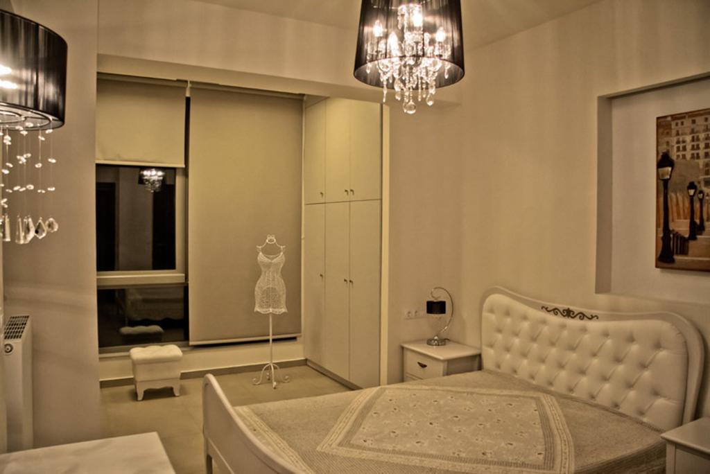 Sea View Beachfront Villa Peri Goúvai Phòng bức ảnh