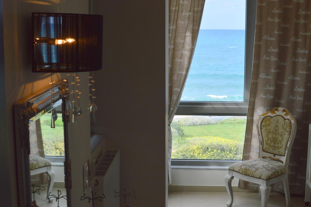 Sea View Beachfront Villa Peri Goúvai Ngoại thất bức ảnh